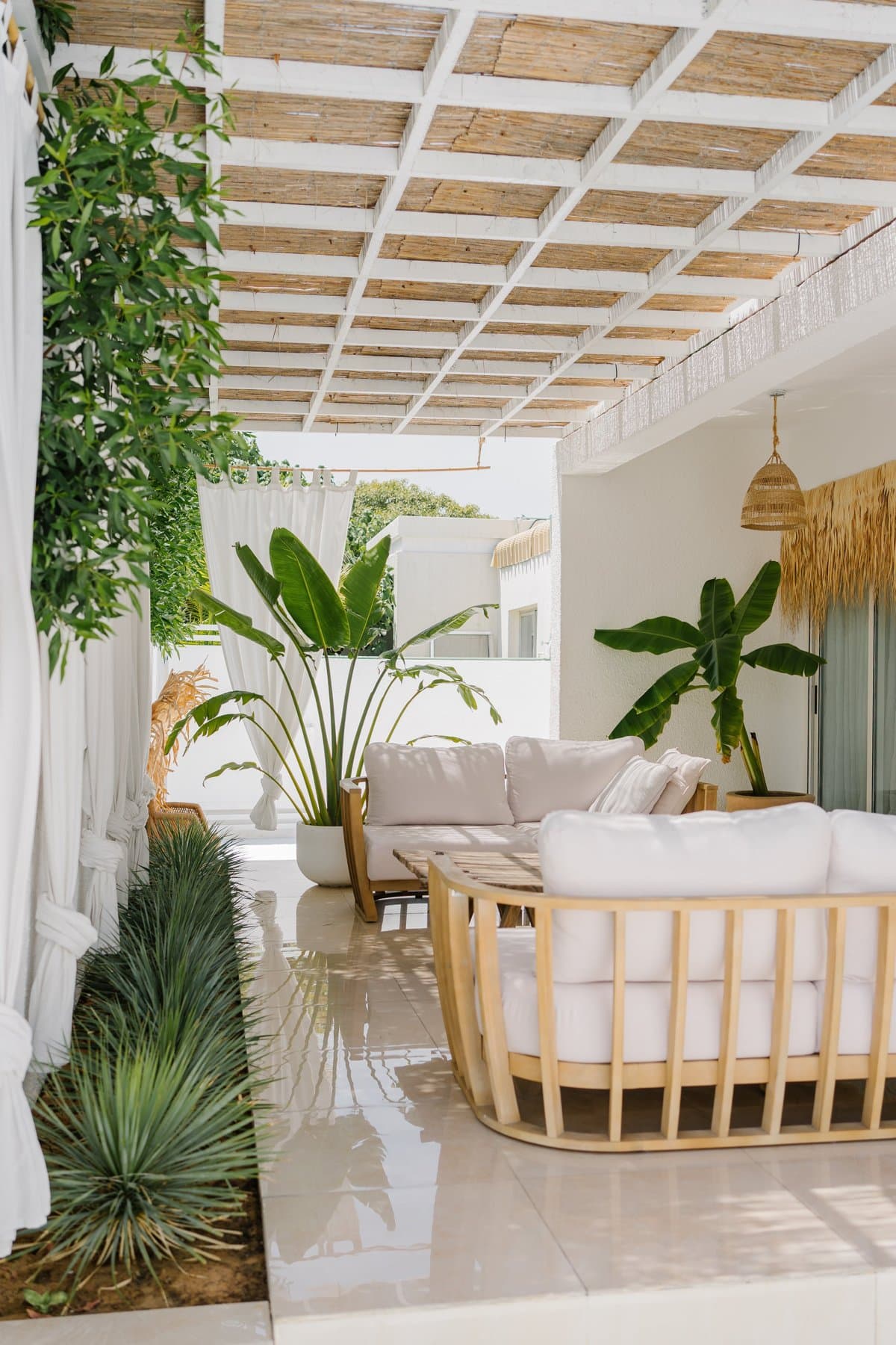 Nomad Villa Garden, private photoshoot location in Dubai — photo 7 of 10